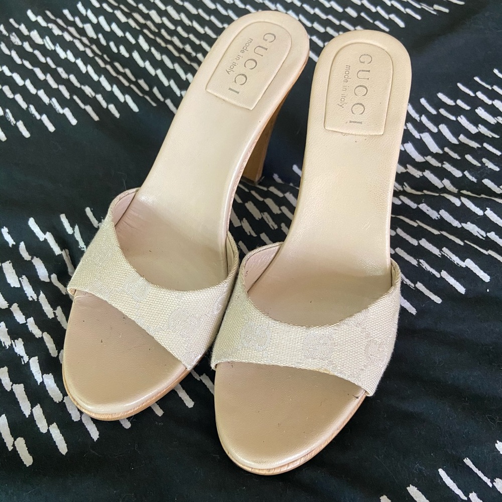 Gucci vintage Monogram Sandals